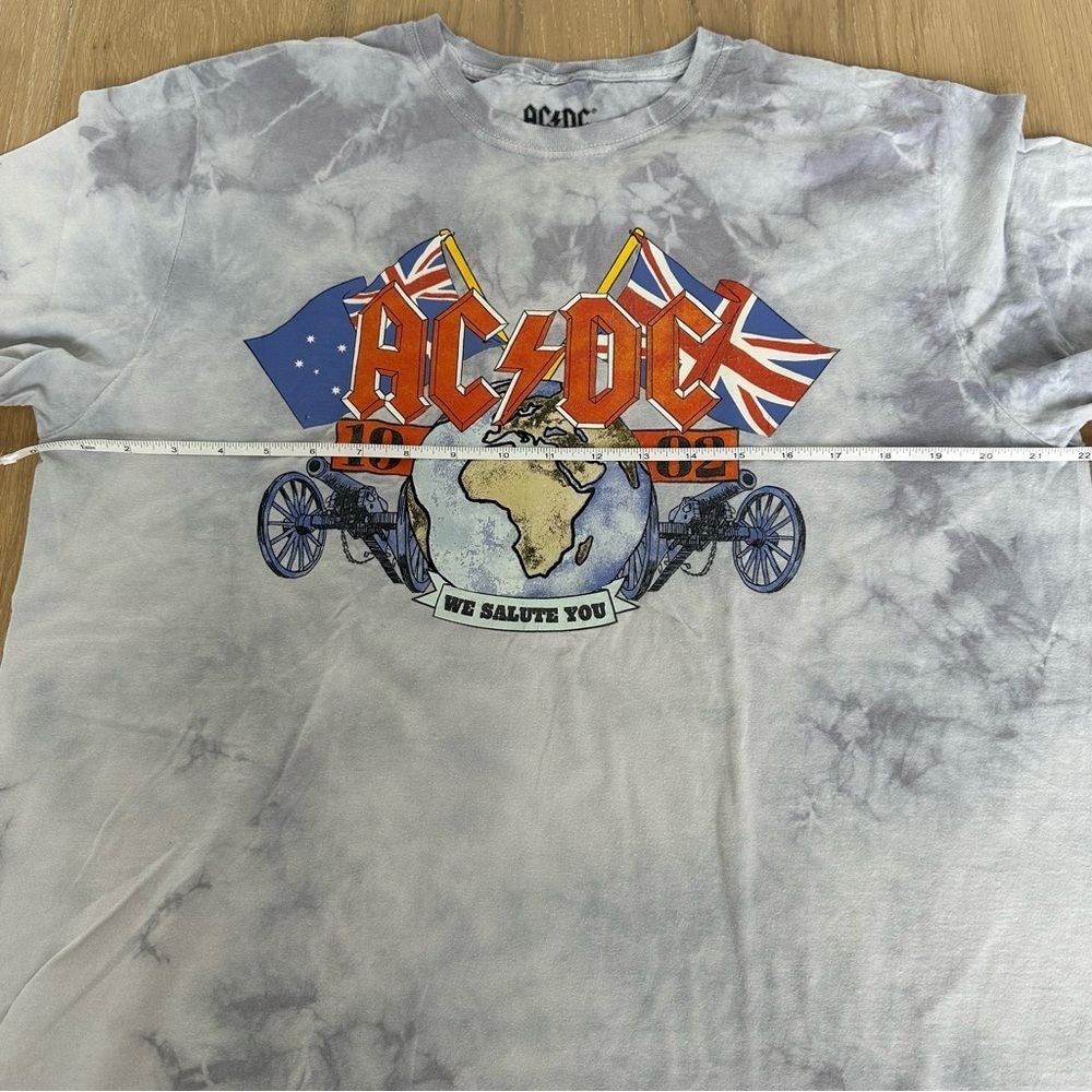 AC/DC We Salute You Those About to Rock Band Concert Tshirt Graphic Tee Short - Picture 5 of 10
